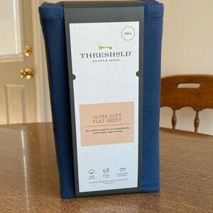 Threshold Full size Flat Sheet 300 thread count